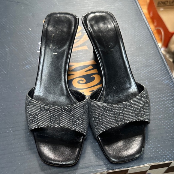 Gucci Black Slide Heels - Picture 1 of 2